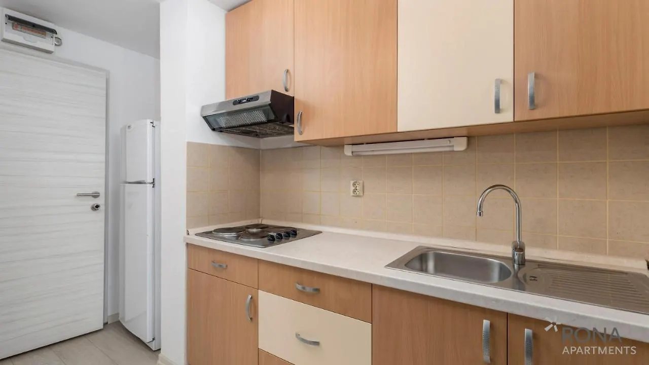 Rona Apartments Volta Pula