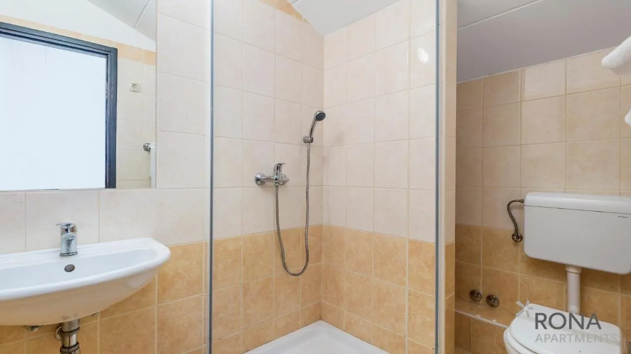 Rona Apartments Volta Pula
